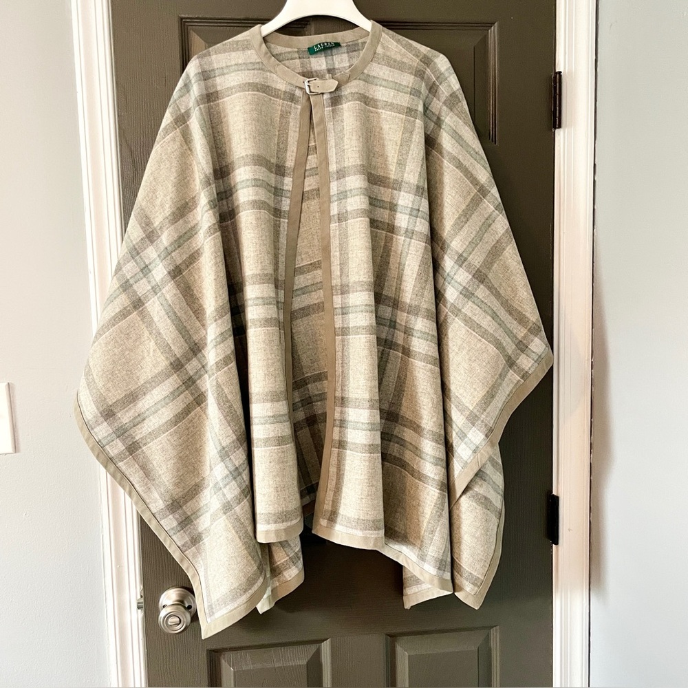 Old Money Ralph Lauren Wool and Cashmere Beige Plaid Cape